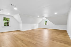 Lexington St-S2210-026.jpg