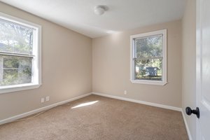  Photo 35