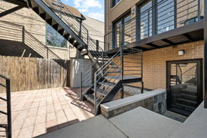  Photo 49