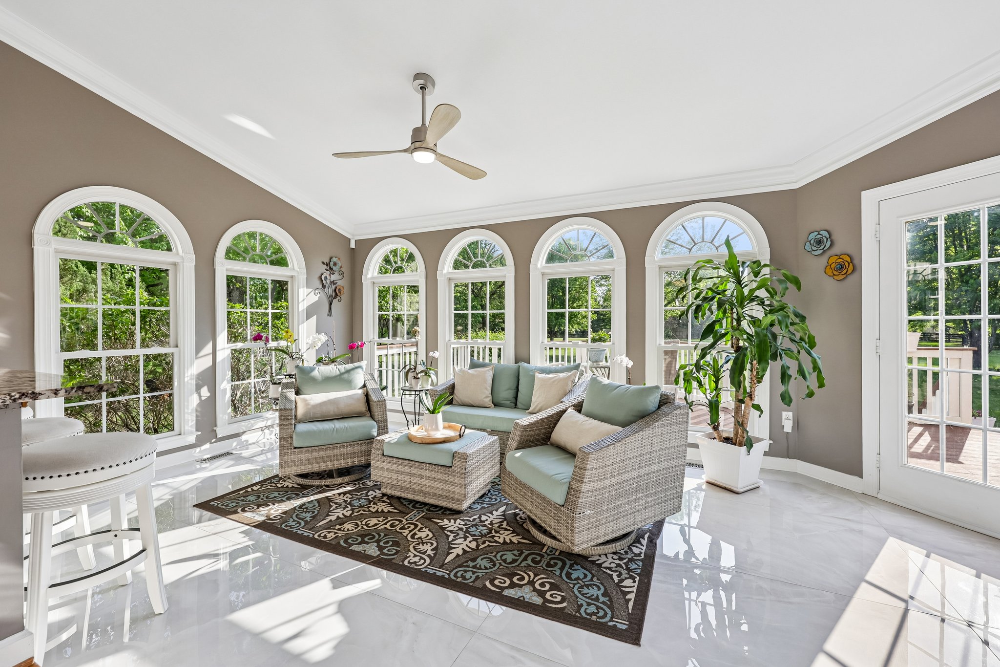 Emerald Park Dr-S2504-014.jpg