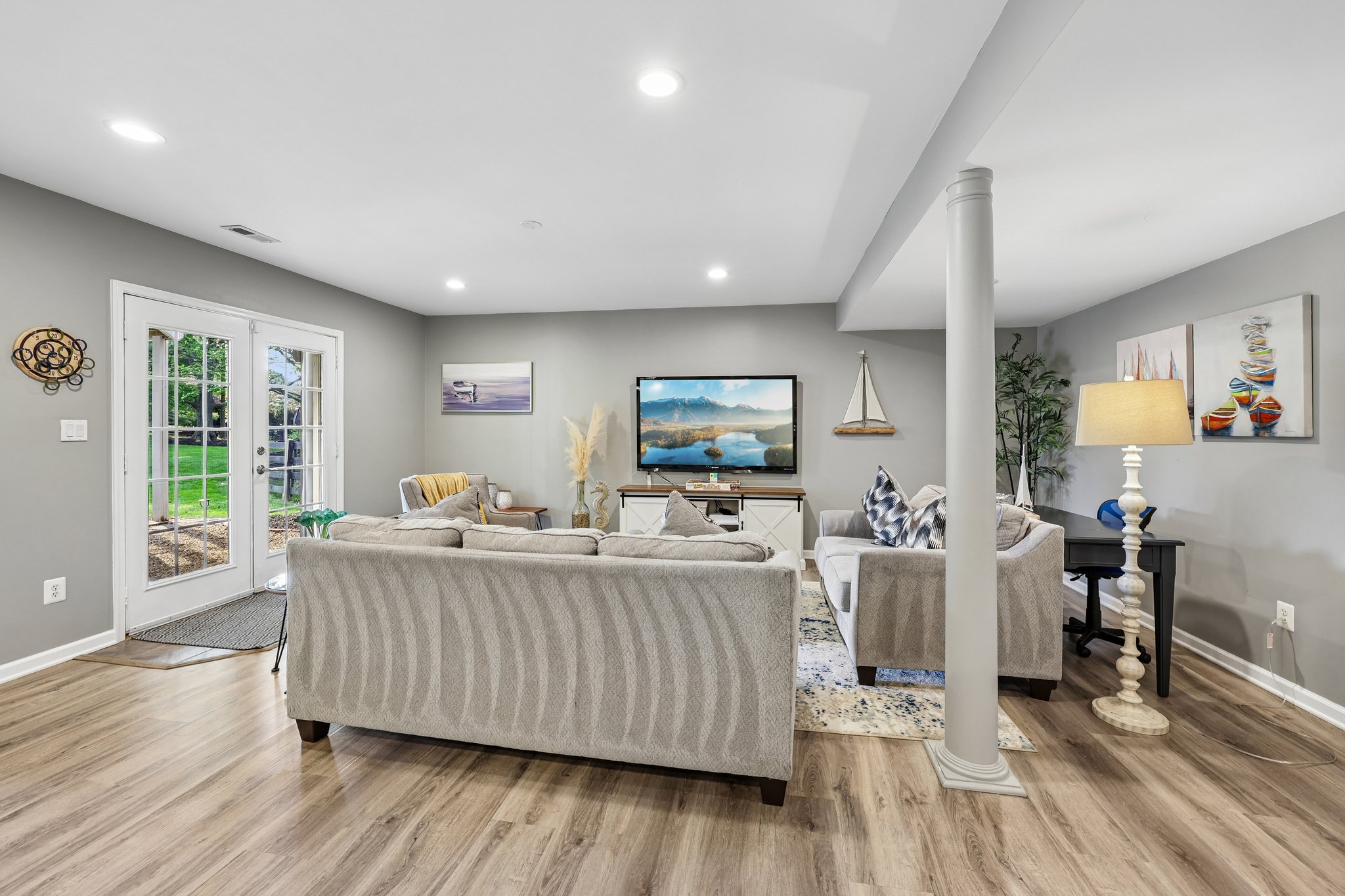 Emerald Park Dr-S2504-016.jpg