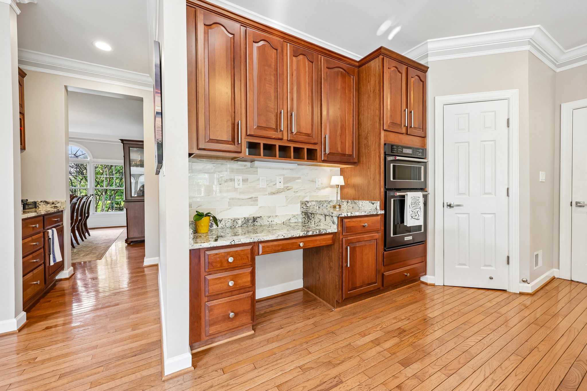 Emerald Park Dr-S2504-029.jpg