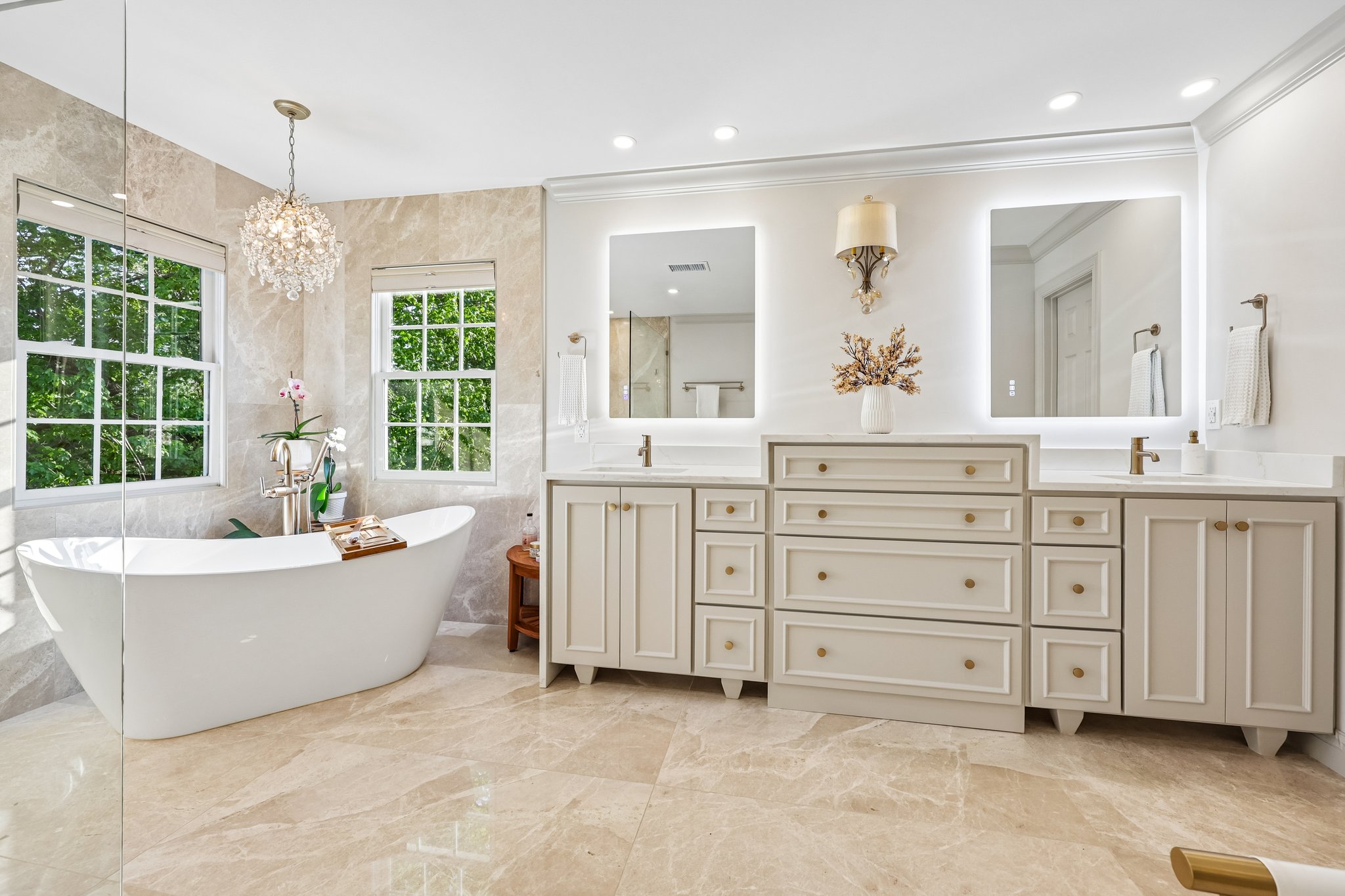 Emerald Park Dr-S2504-056.jpg