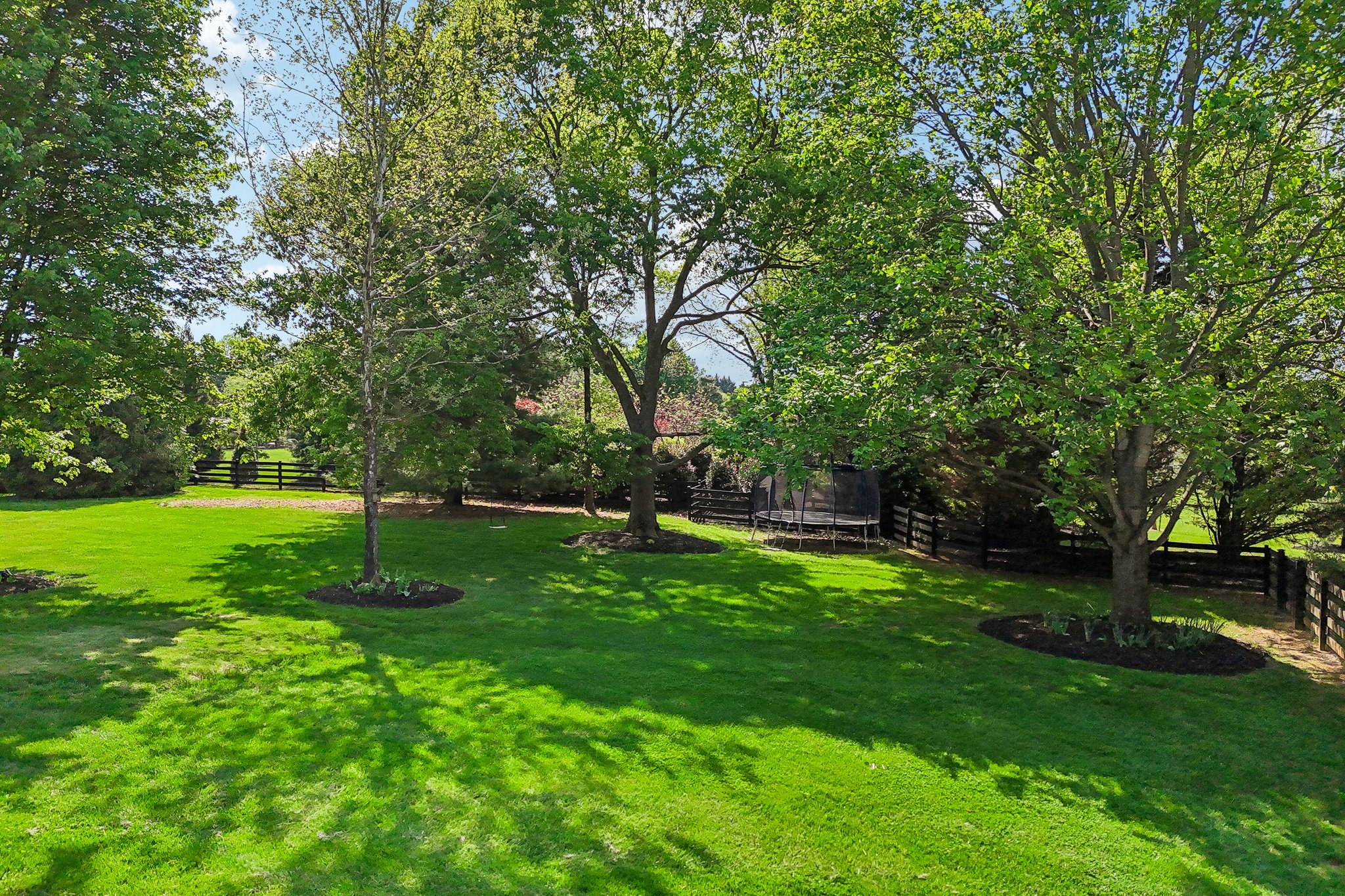 Emerald Park Dr-S2504-118.jpg
