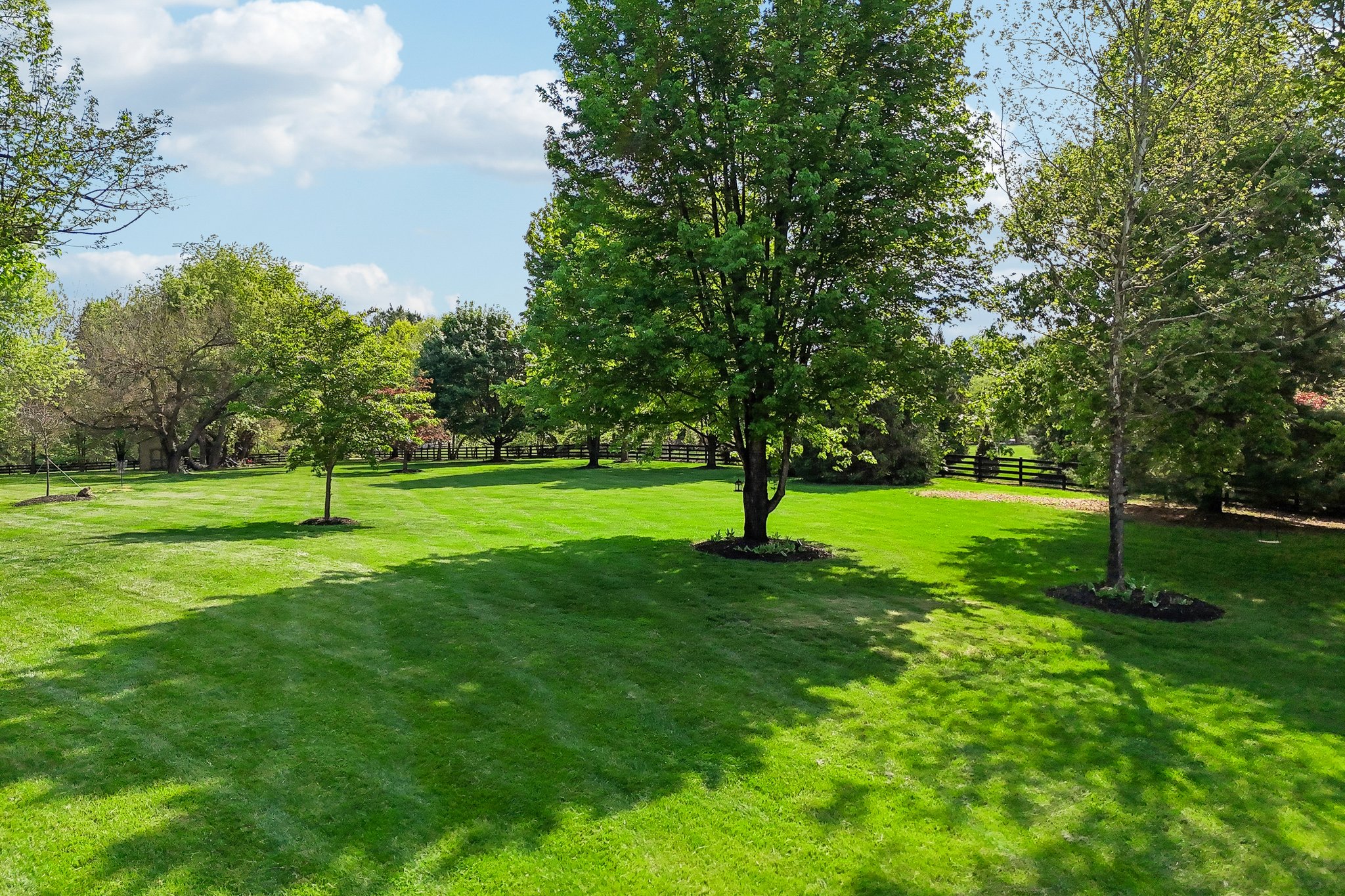 Emerald Park Dr-S2504-119.jpg