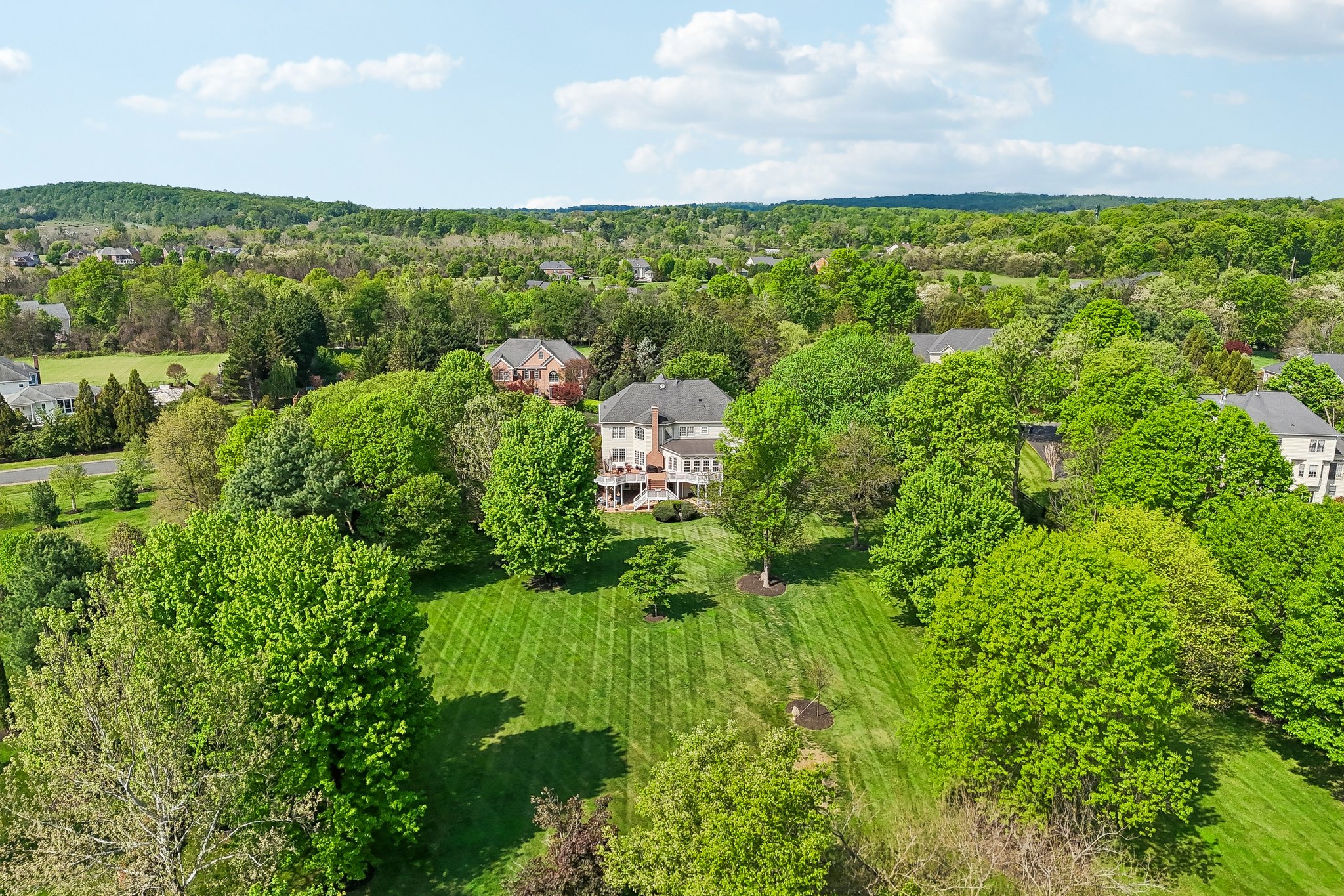 Emerald Park Dr-S2504-125.jpg