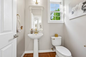 Emerald Park Dr-S2504-068.jpg