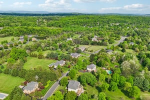 Emerald Park Dr-S2504-110.jpg