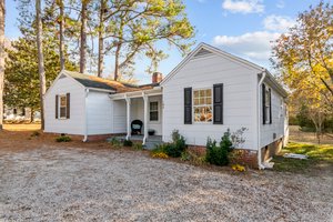 194 Kivett Rd, Lillington, NC 27546, USA Photo 2