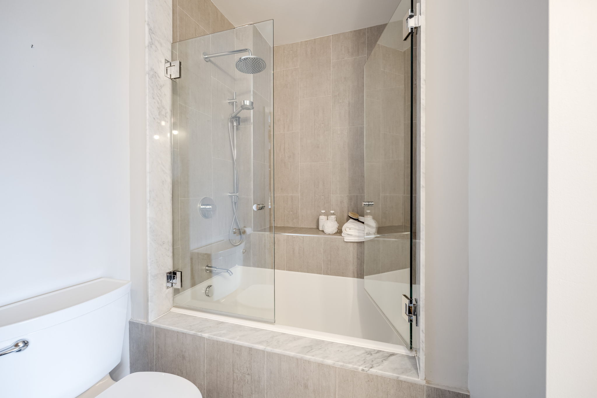 Toronto property showcase — delivered property photograph 26