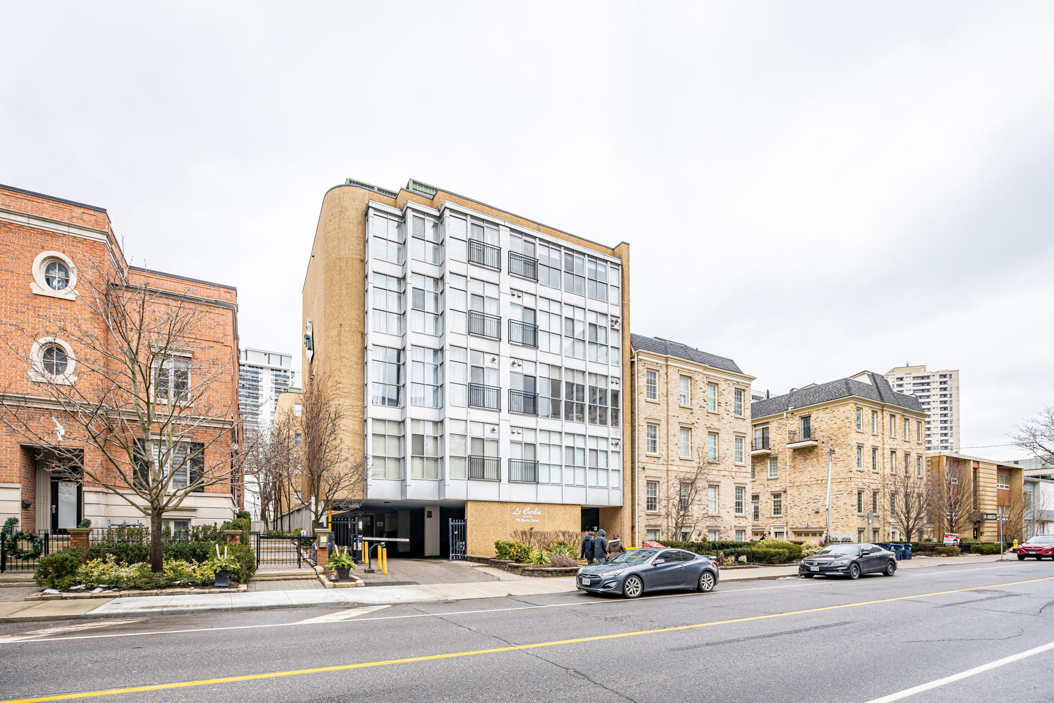 Toronto property showcase — delivered property photograph 4