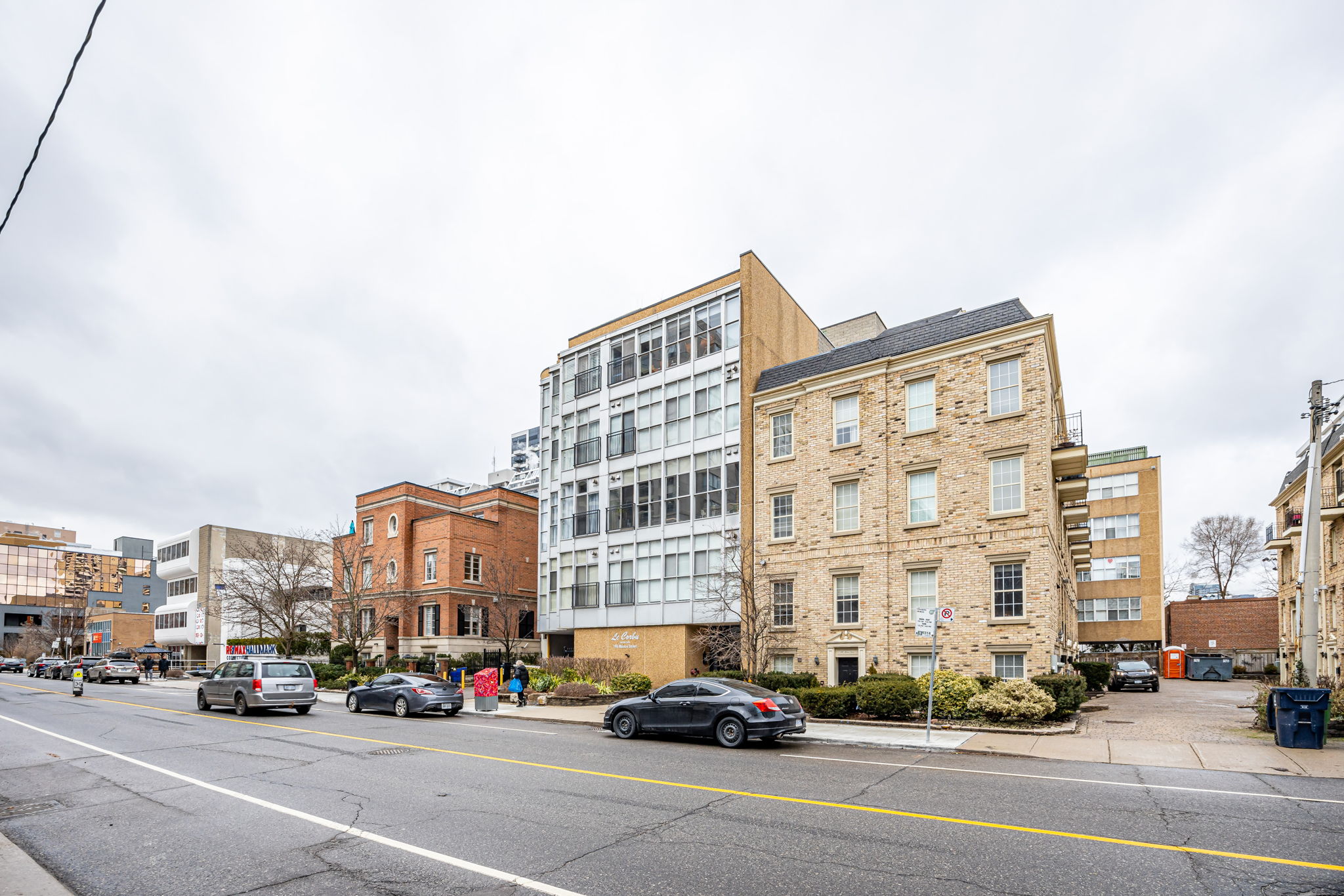 Toronto property showcase — delivered property photograph 3
