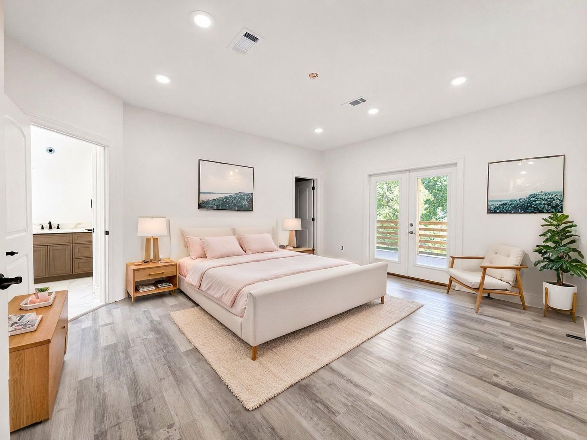 34-primary-bedroom-bath-access virtually staged.jpeg