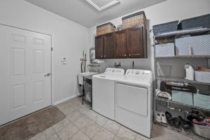 Photo 37