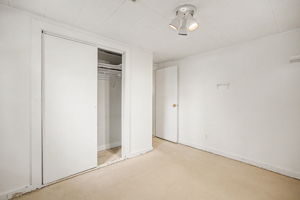  Photo 34