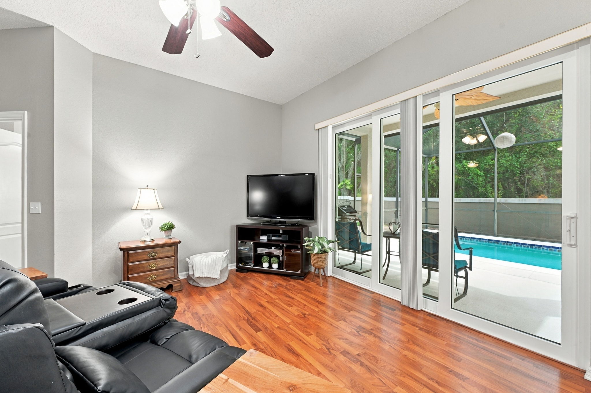 Living Room2