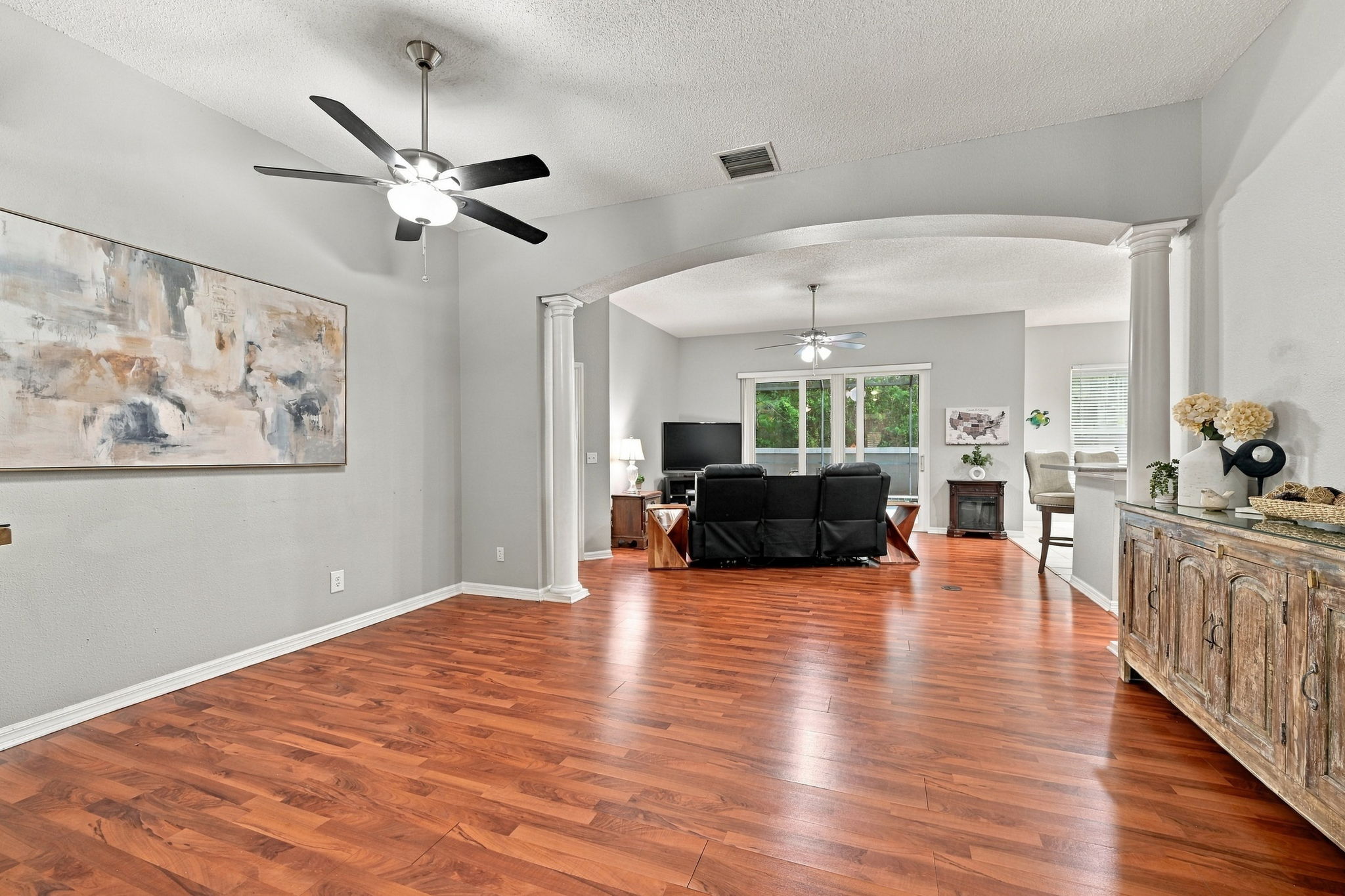 Dining Room2