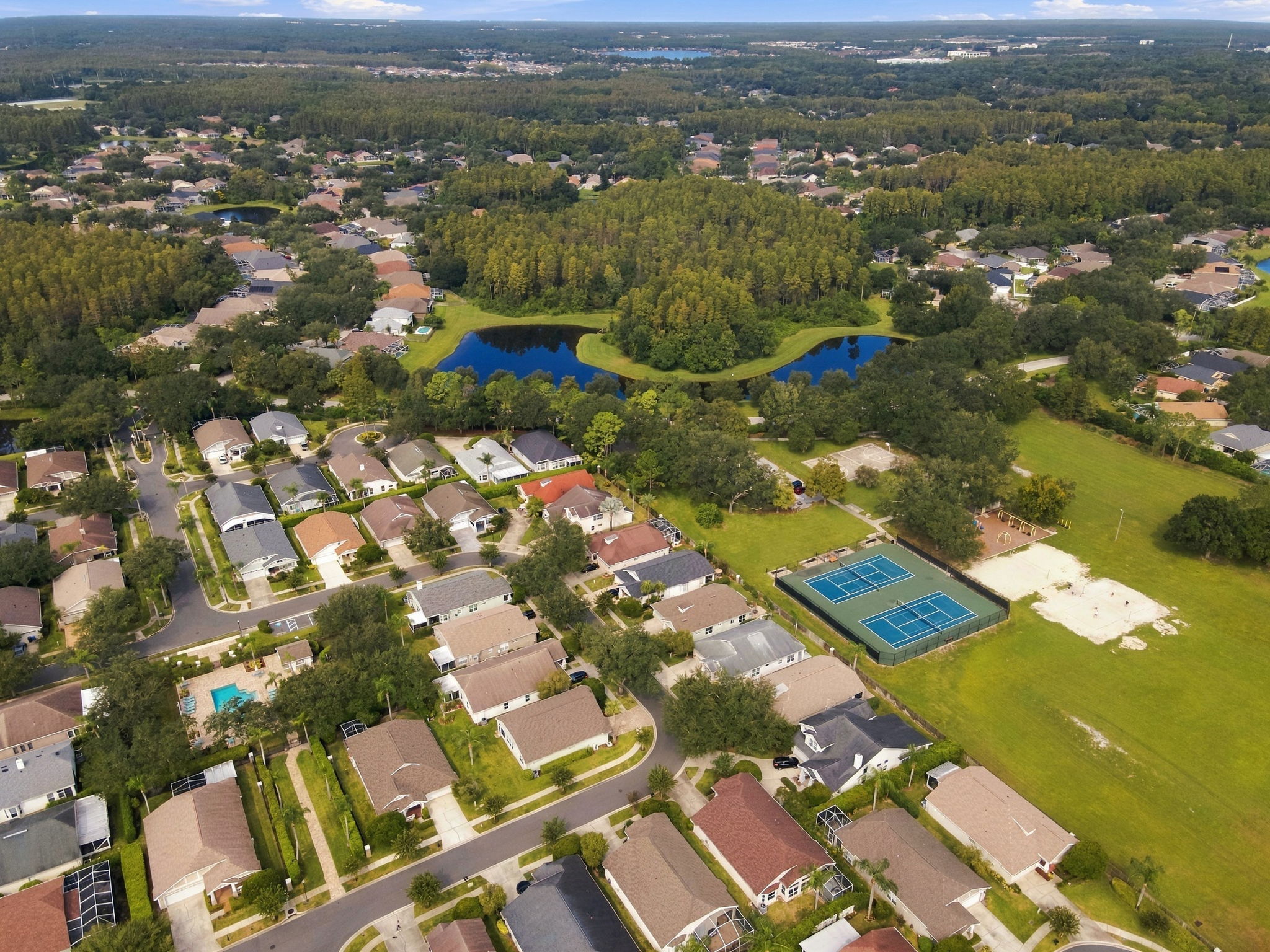 18-Community Pool and Park