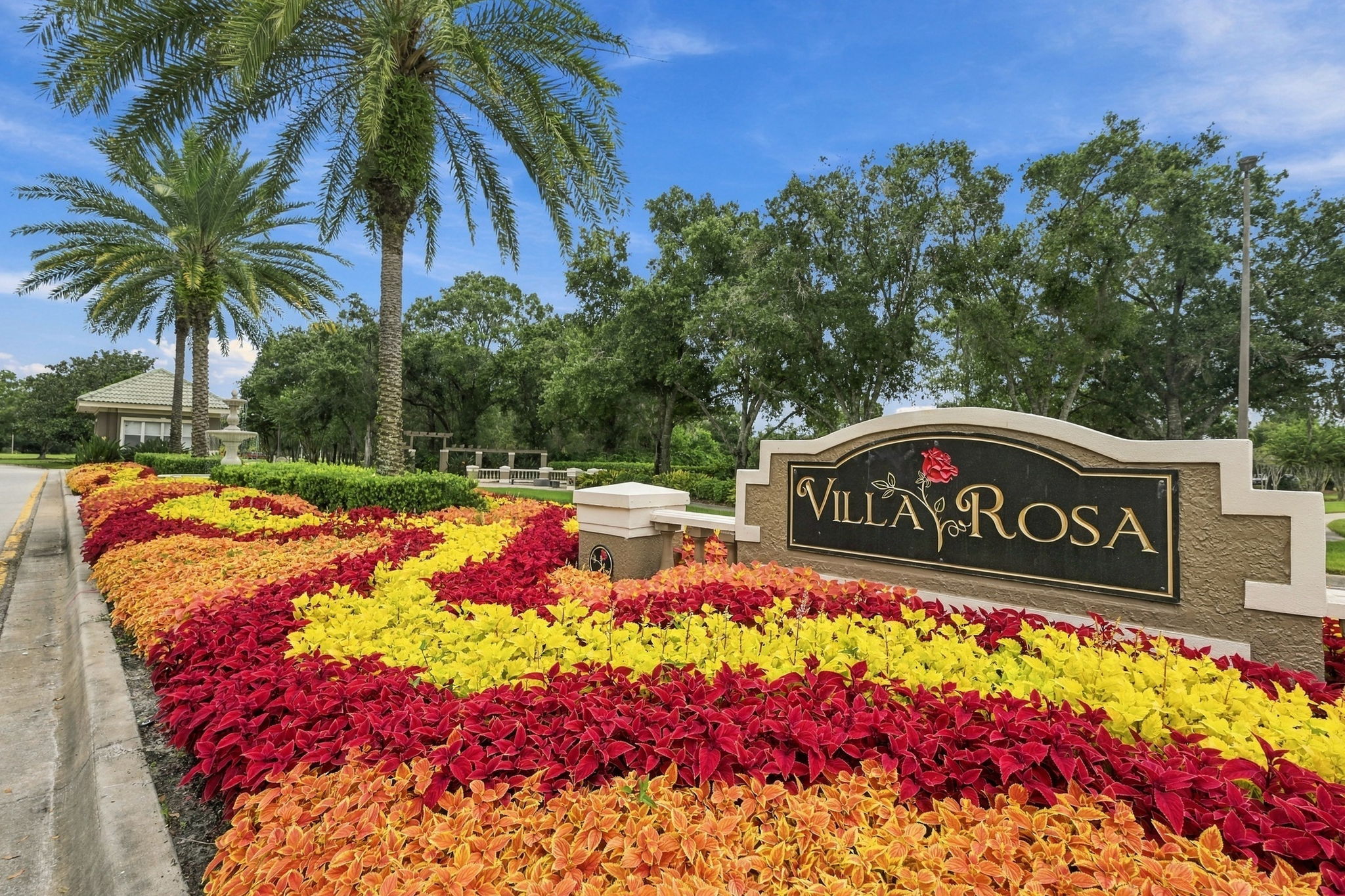 36-Villa Rosa Entry