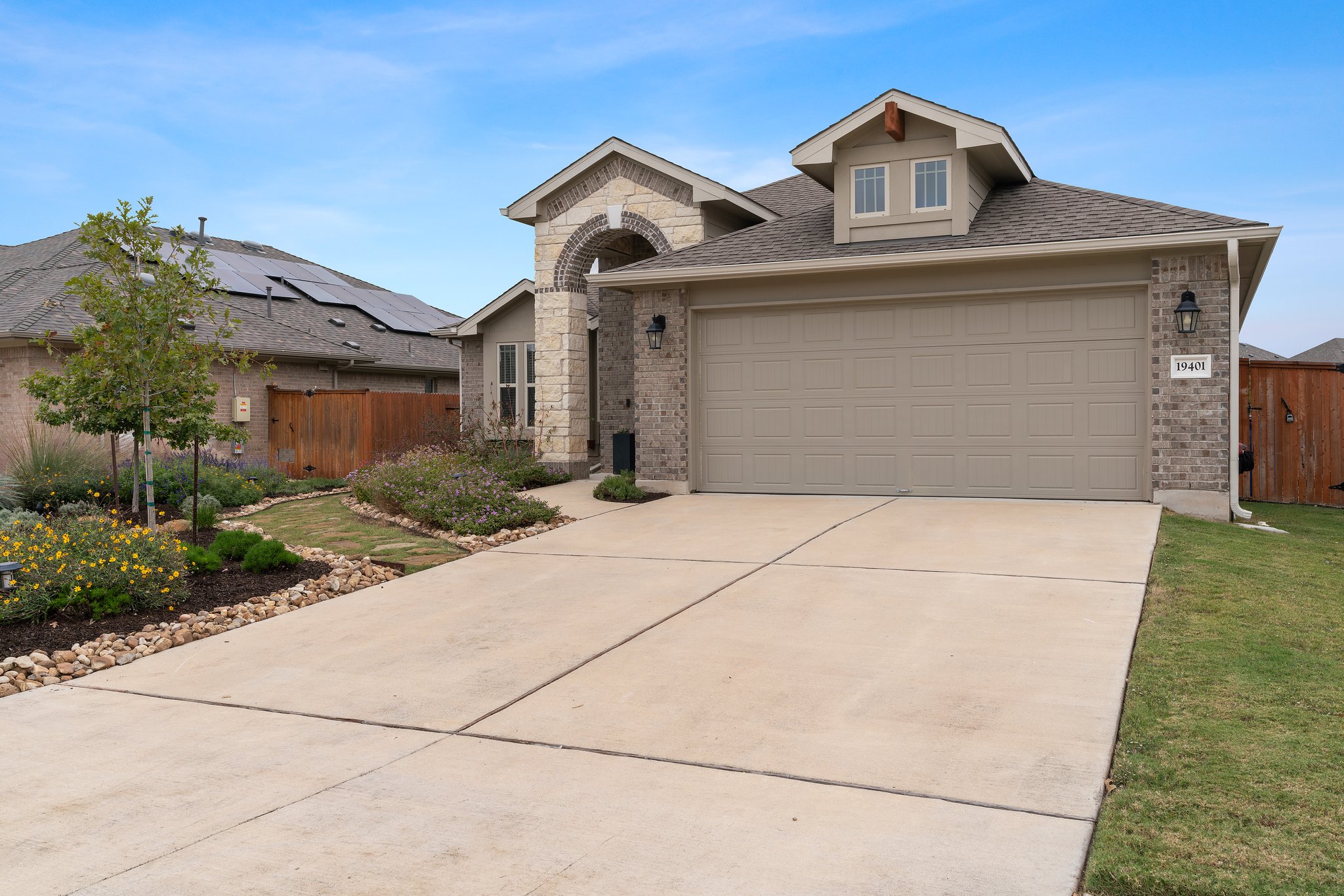 19401 Wearyall Hill Ln, Pflugerville, TX 78660, USA Photo 3