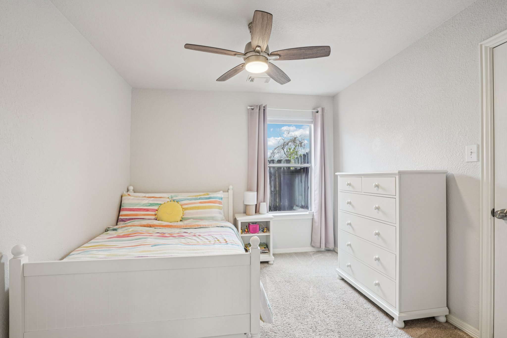 1941 Cameo Ct-S1001-027.jpg