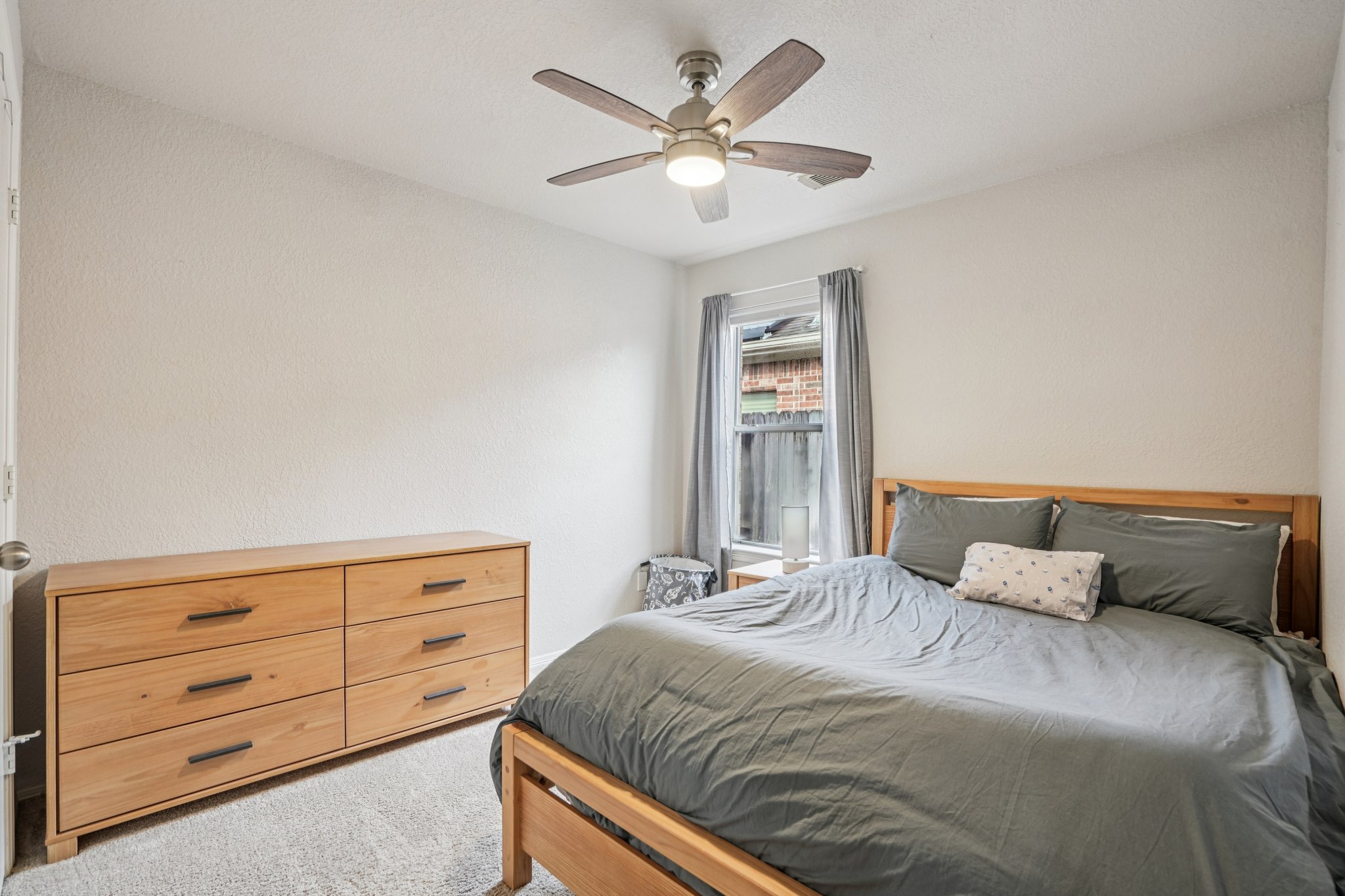 1941 Cameo Ct-S1001-030.jpg