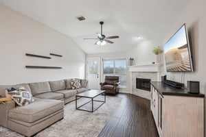 1941 Cameo Ct-S1001-009.jpg