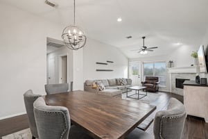 1941 Cameo Ct-S1001-013.jpg