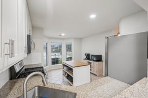 1941 Cameo Ct-S1001-019.jpg