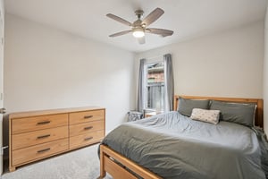 1941 Cameo Ct-S1001-030.jpg