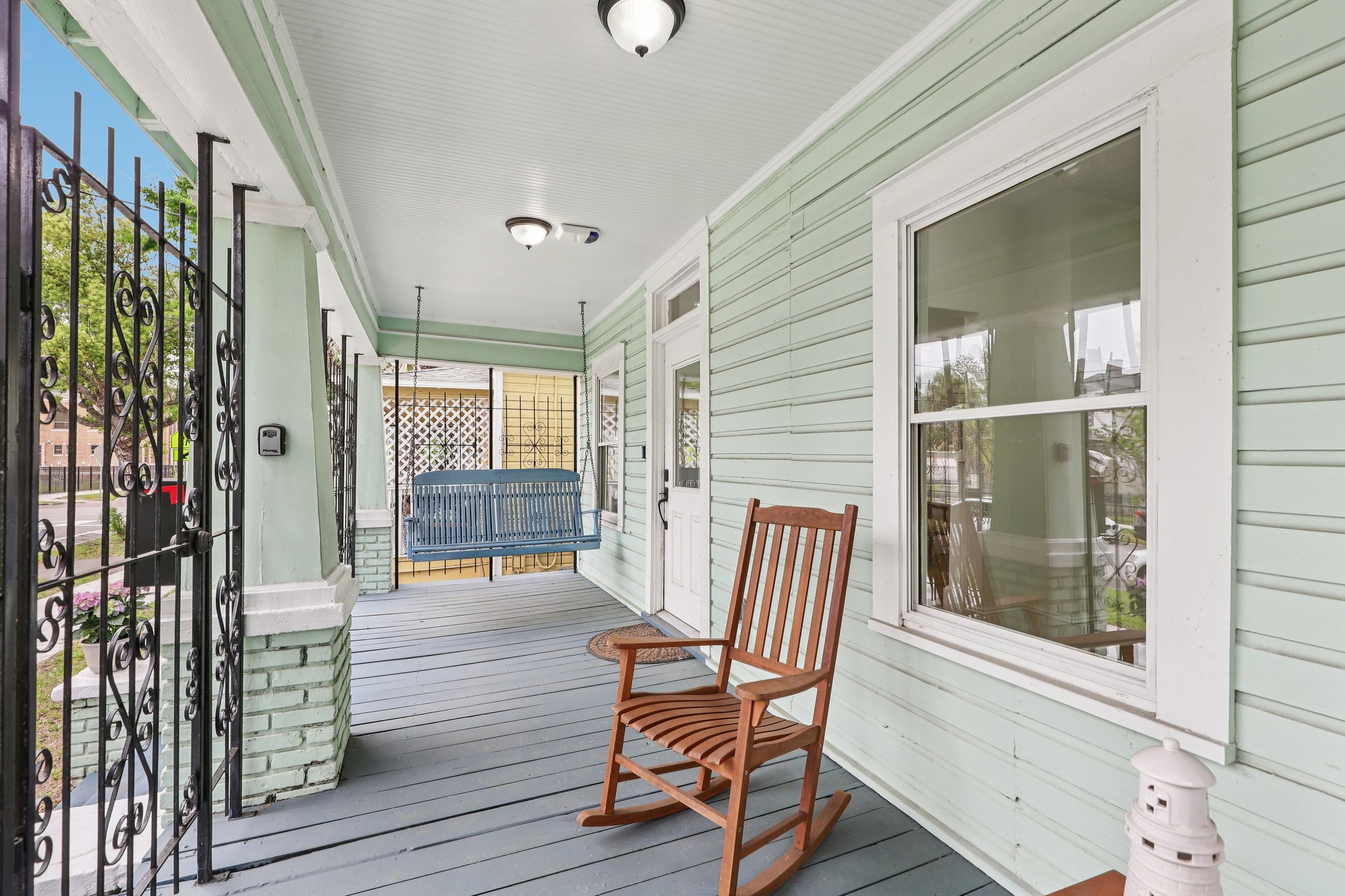 Hubbard St-S0704-005.jpg