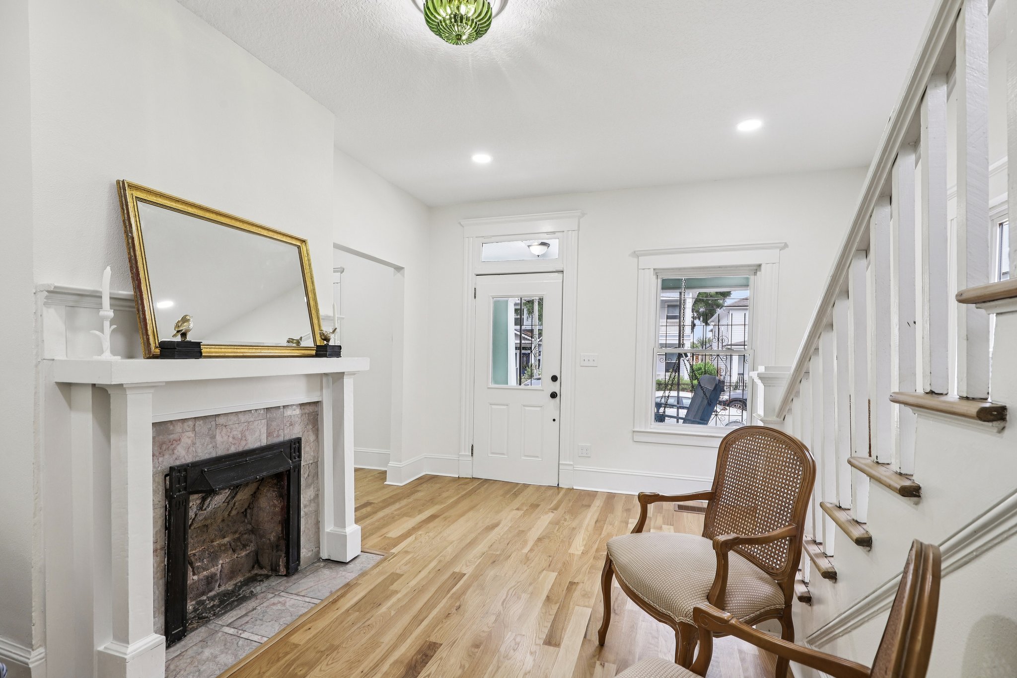 Hubbard St-S0704-009.jpg