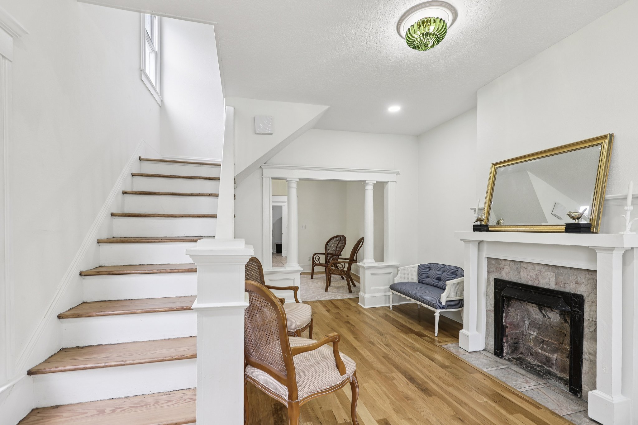 Hubbard St-S0704-011.jpg