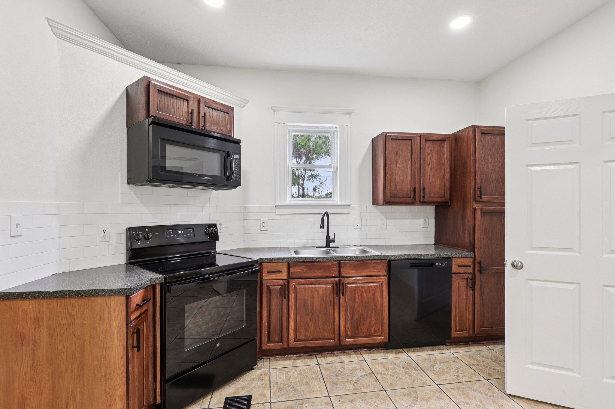 Hubbard St-S0704-017.jpg