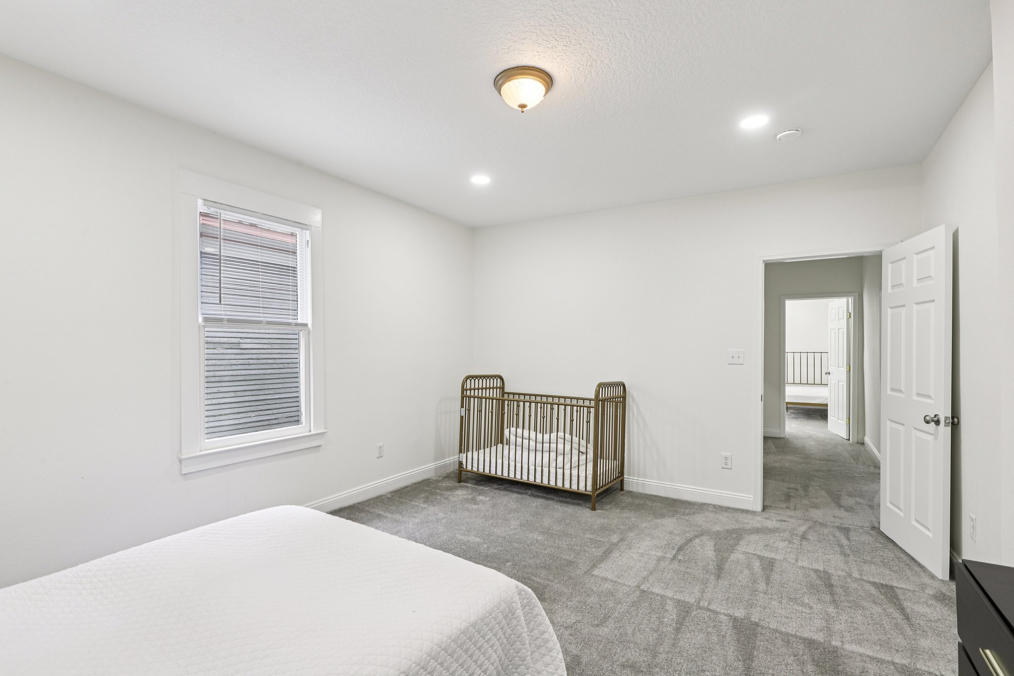 Hubbard St-S0704-033.jpg