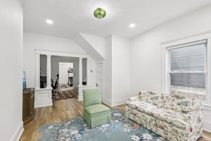 Hubbard St-S0704-015.jpg