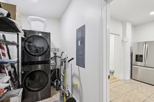 Hubbard St-S0704-020.jpg