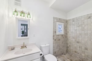 Hubbard St-S0704-025.jpg