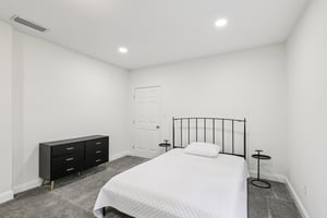 Hubbard St-S0704-032.jpg