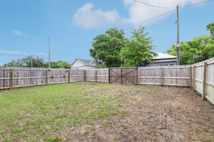 Hubbard St-S0704-046.jpg