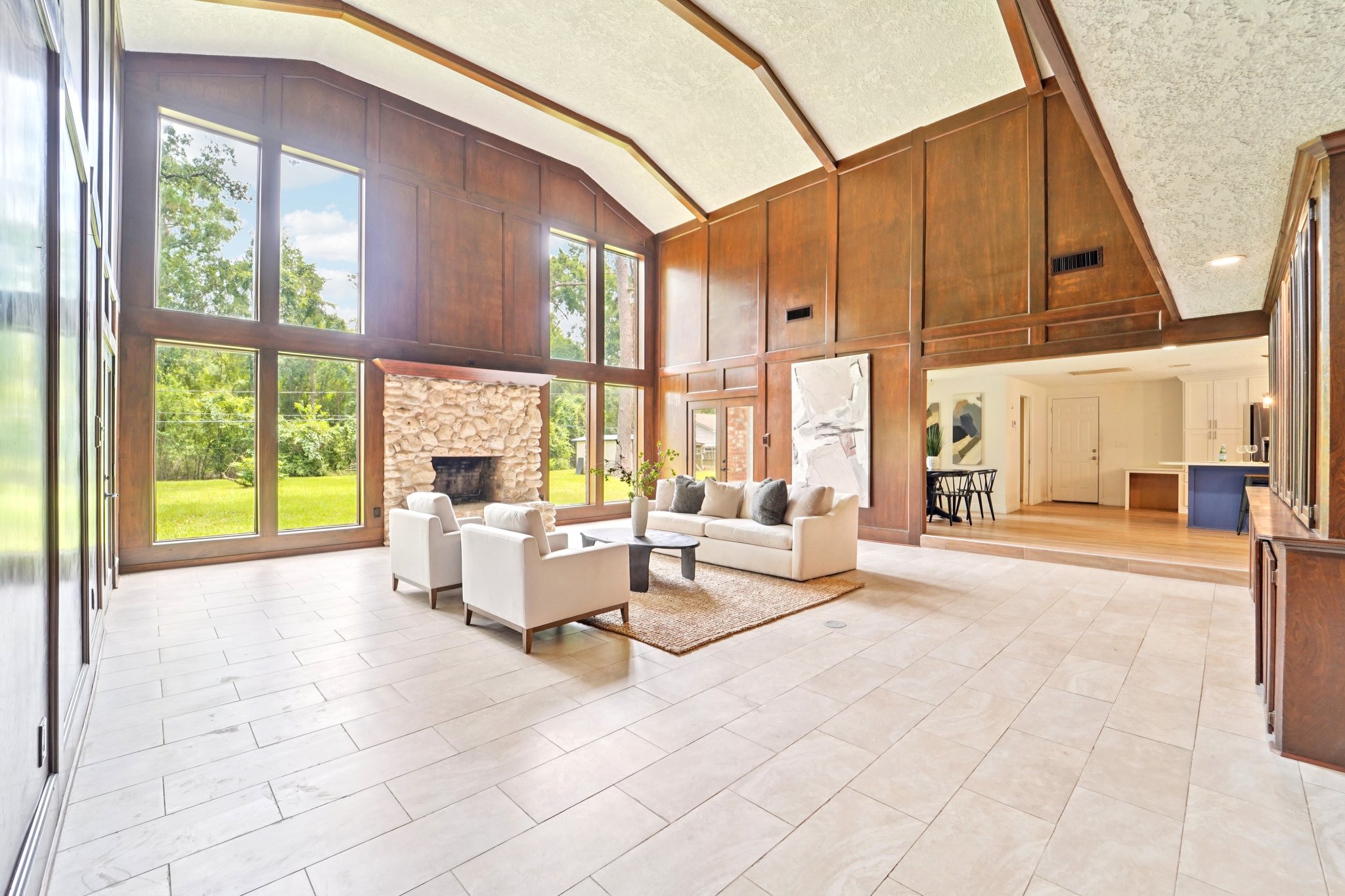 Whitewood Dr-S2606-009.jpg