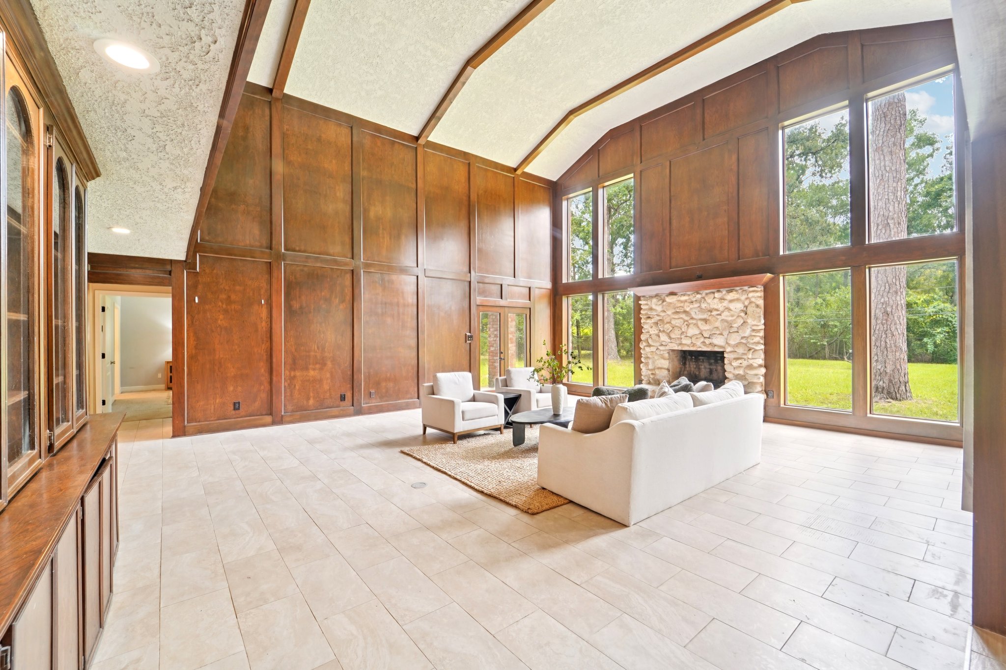 Whitewood Dr-S2606-013.jpg