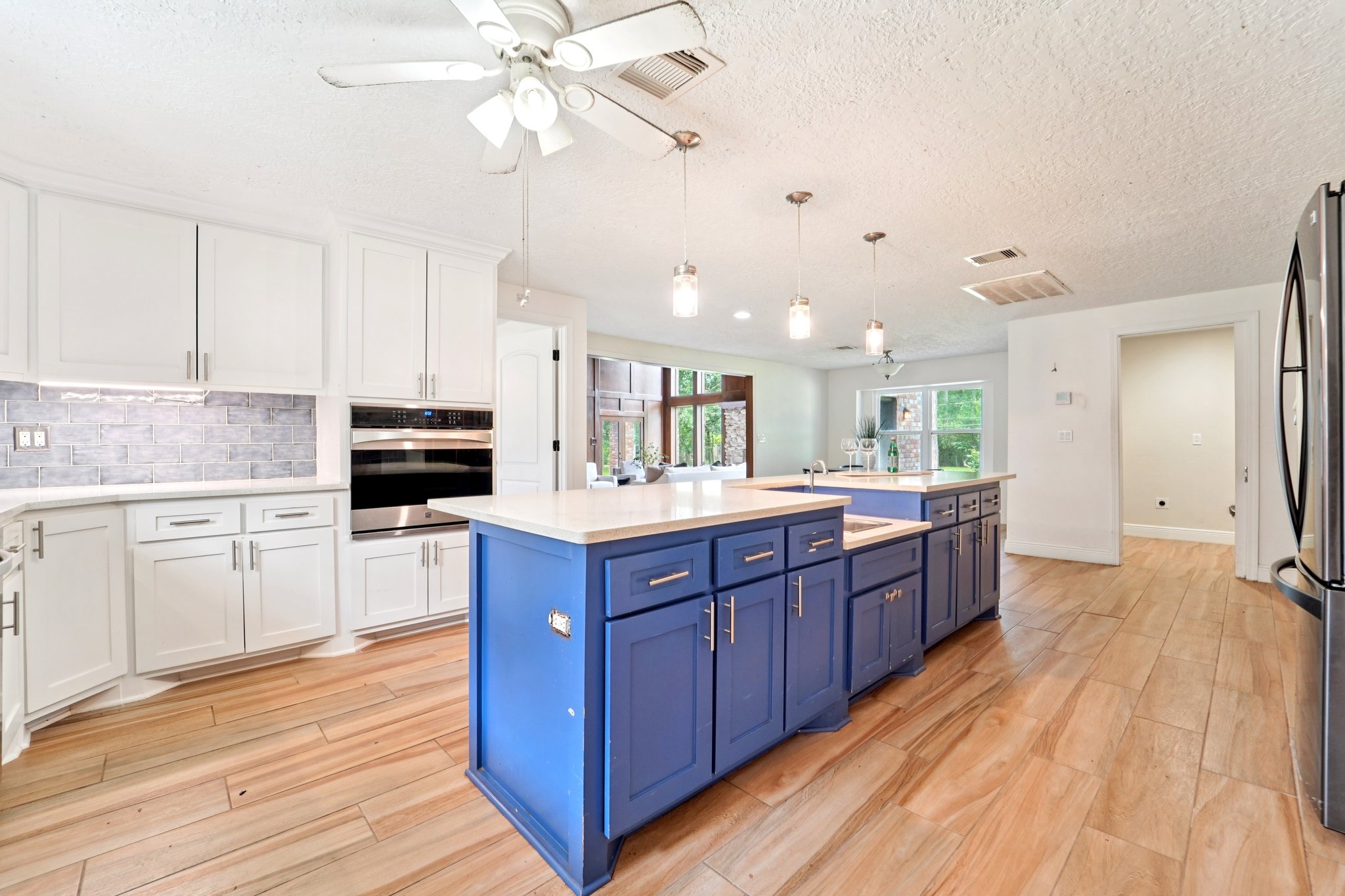 Whitewood Dr-S2606-030.jpg