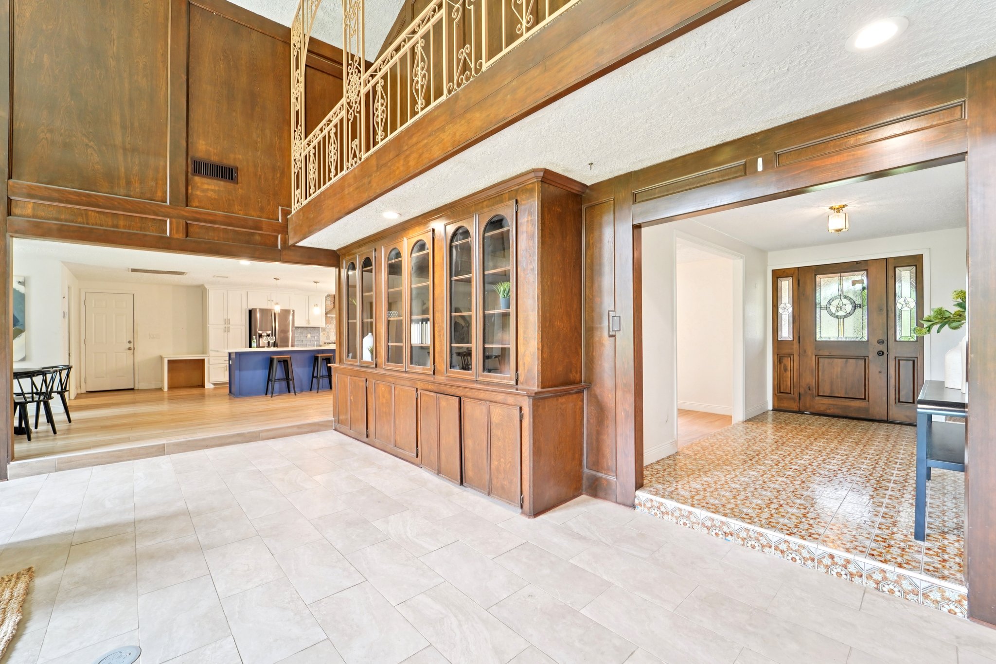 Whitewood Dr-S2606-040.jpg