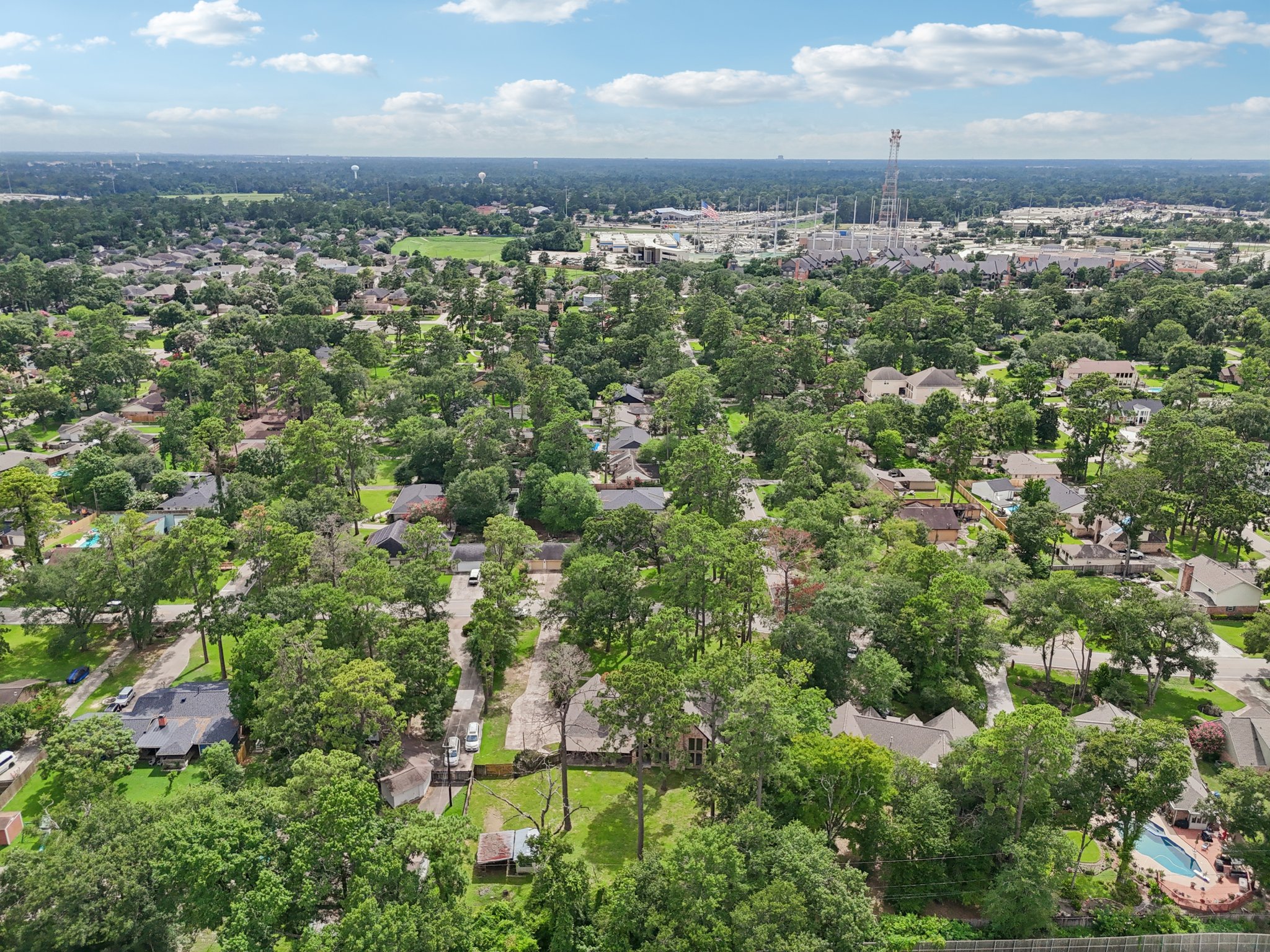 Whitewood Dr-S2606-081.jpg