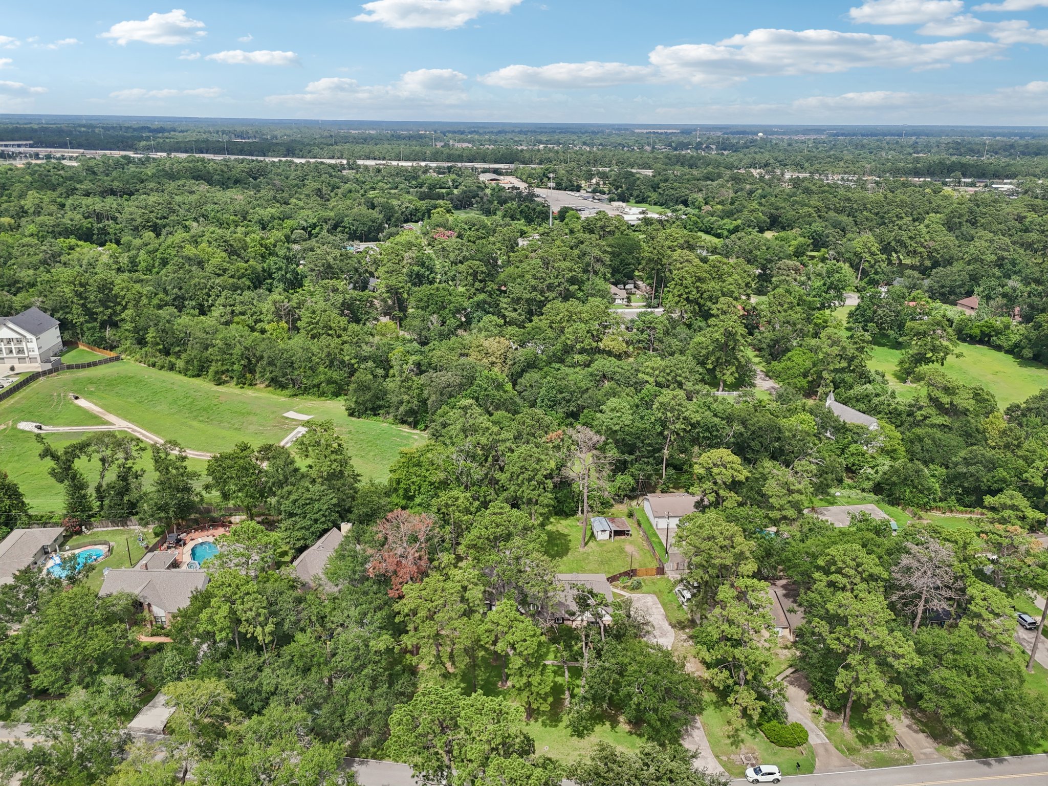 Whitewood Dr-S2606-085.jpg