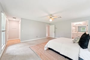 Whitewood Dr-S2606-033.jpg