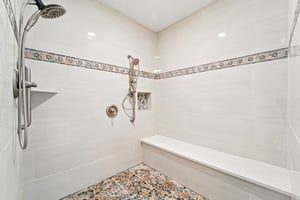 Whitewood Dr-S2606-060.jpg