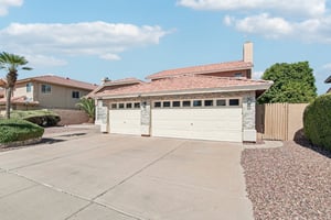 N 67th Dr-S2906-003.jpg