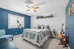 N 67th Dr-S2906-029.jpg